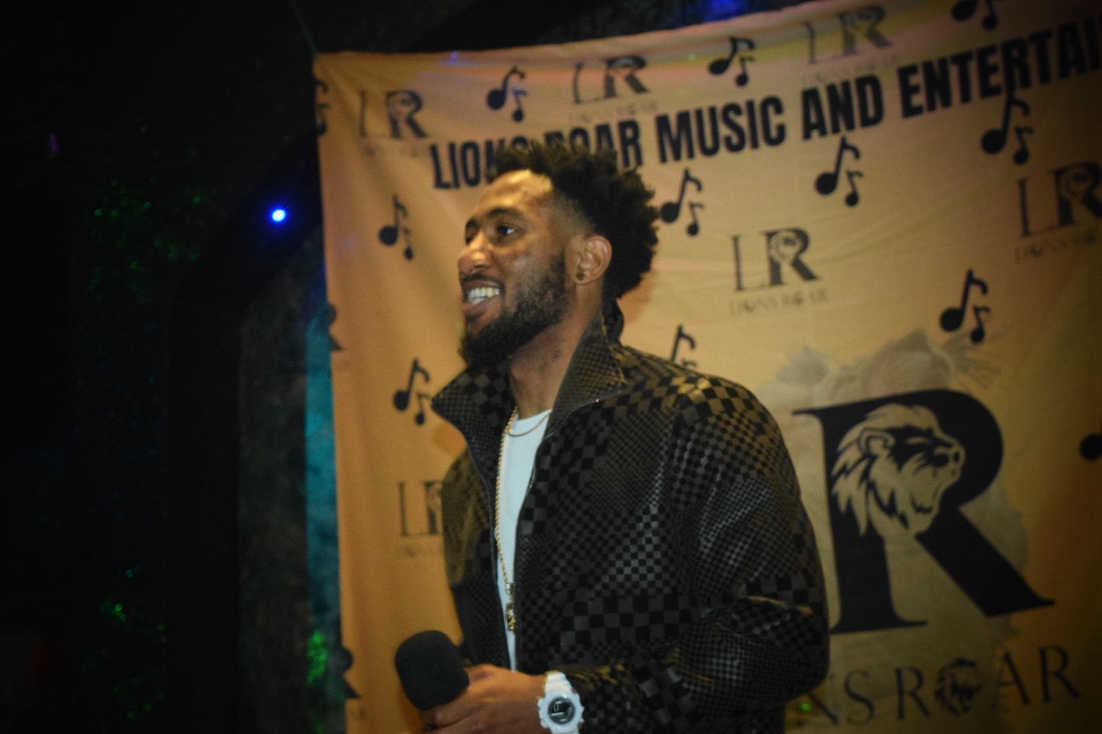 Building Music Beyond the Studio: Roarvolution as an Extension of a Creative Practice